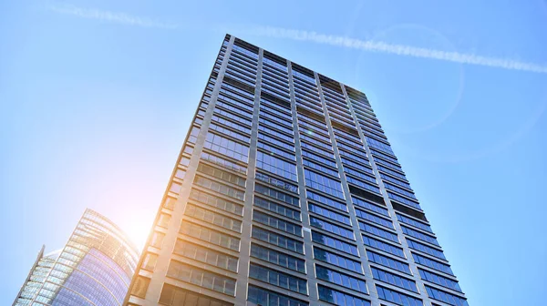 Edifício Escritórios Detalhes Parede Vidro Azul Reflexões Sol — Fotografia de Stock