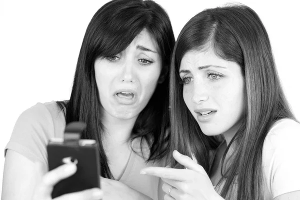 Ragazze Infelici Leggere Messaggi Testo Telefono — Foto Stock