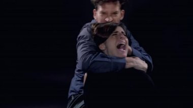 şiddet kocasından kaçan kadın