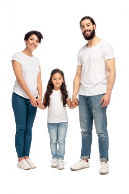 latin anne beyaz izole sevimli kızı ile el ele tutuşan 