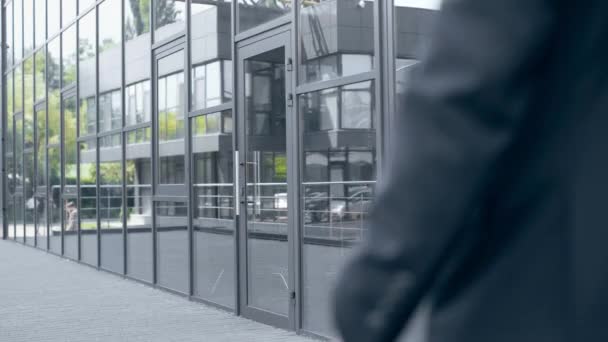 Businessman Formal Wear Briefcase Opening Door Entering Building — Stock Video