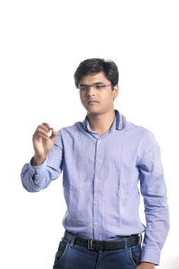 Hintli adam pen marker ve yazma