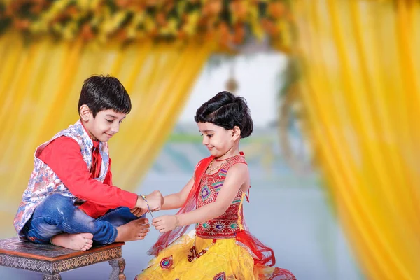 Cute Indian Brother Sister Celebrating Raksha Bandhan Festival — Stok Foto