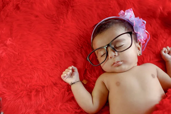 Cute Indian Dziewczynka Okulary — Zdjęcie stockowe