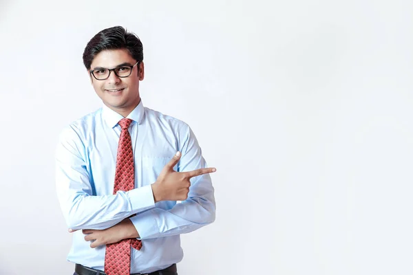 Jonge Indiase Zakenman Witte Achtergrond — Stockfoto