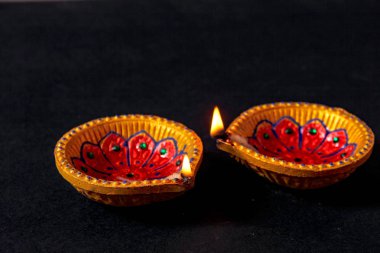 Hint Festivali Diwali, Diwali lamba ve çiçek rangoli 