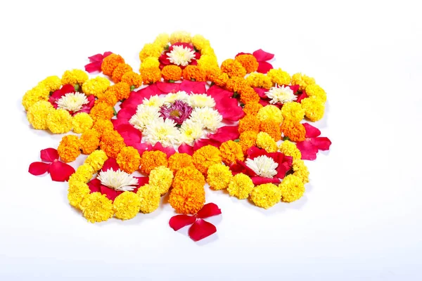 Körömvirág Virág Rangoli Étteremben Design Diwali Fesztivál Indiai Fesztivál Virág — Stock Fotó