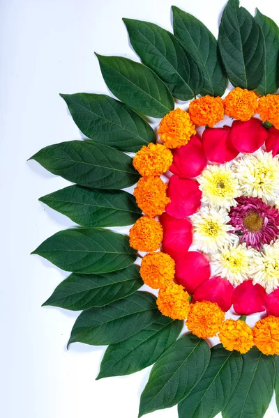 Calêndula Flor Rangoli Projeto Para Festival Diwali Decoração Flor Festival — Fotografia de Stock