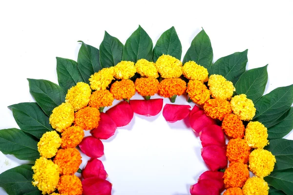 Marigold Flower Rangoli Design Diwali Festival Indian Festival Flower Decoration — Stock Photo, Image