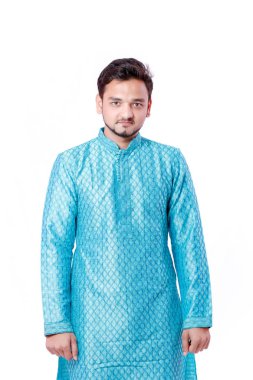 geleneksel giyim Genç Hintli adam