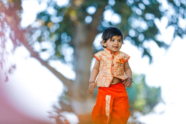 Indian Child Traditional Wear — Φωτογραφία Αρχείου