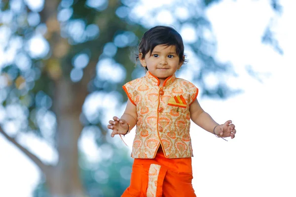 Indian Child Traditional Wear — Stockfoto