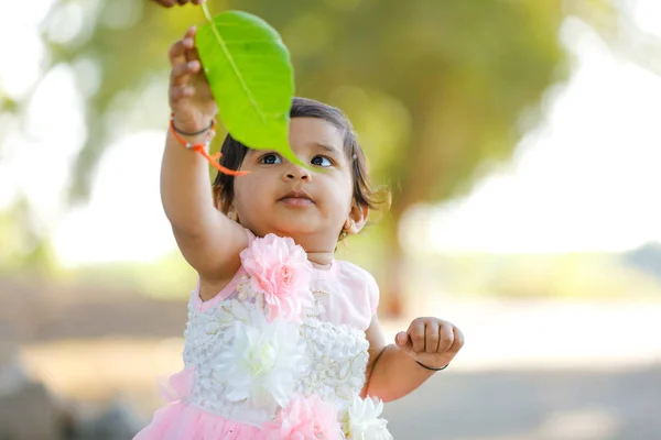 Mignon Indien Bébé Fille — Photo