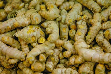 Hint pazarındaki taze sebze dükkanı.