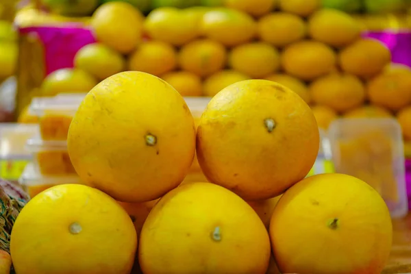 Mango fruit shop in market