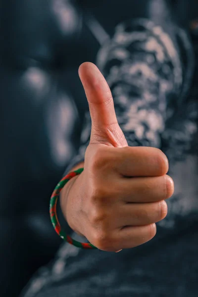 Women Showing Thumb Close — Fotografia de Stock