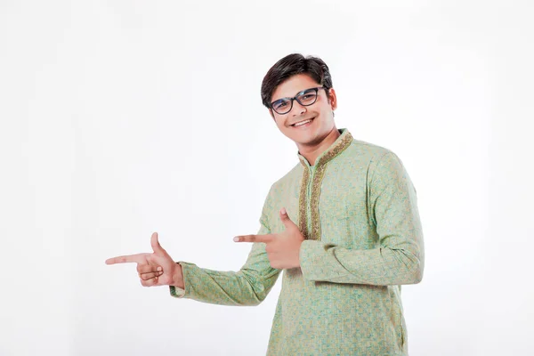 Young Indian Man Traditional Wear — Stock Photo, Image