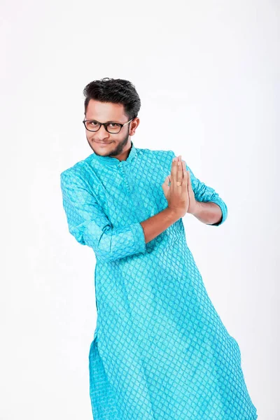 Jeune Homme Indienne Vêtements Traditionnels — Photo