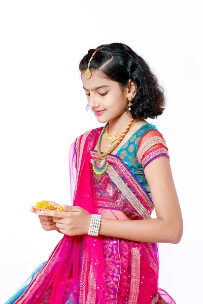 Indian Girl Celebrating Diwali Festival — Zdjęcie stockowe