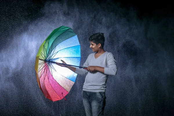 Indian Boy Holding Umbrella Hand — Fotografia de Stock