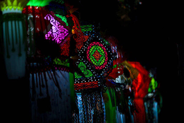 Индийский фестиваль Дивали, фонарь