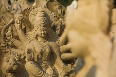 Navratri, Sculpture of goddess durga