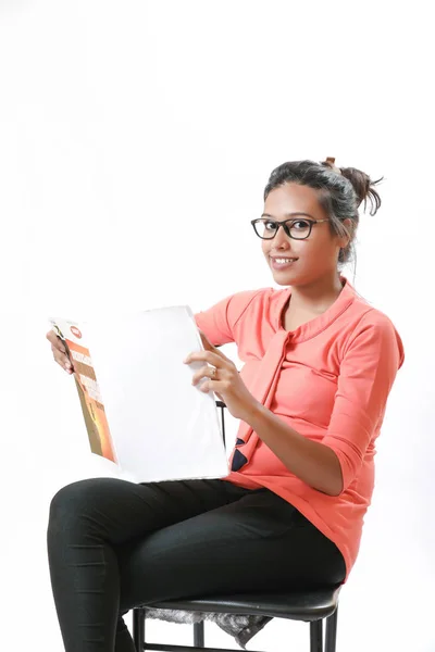 Indian Collage Girl Study — Stock Photo, Image