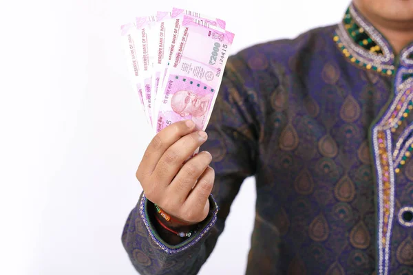 Indian Man Showing Indian Currency Note — Stockfoto