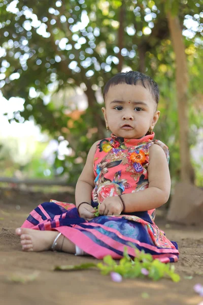 India Niña Niña Jugando —  Fotos de Stock