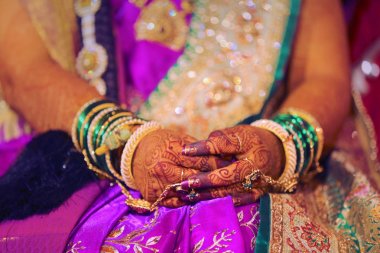 indian wedding , Bengals set in hand