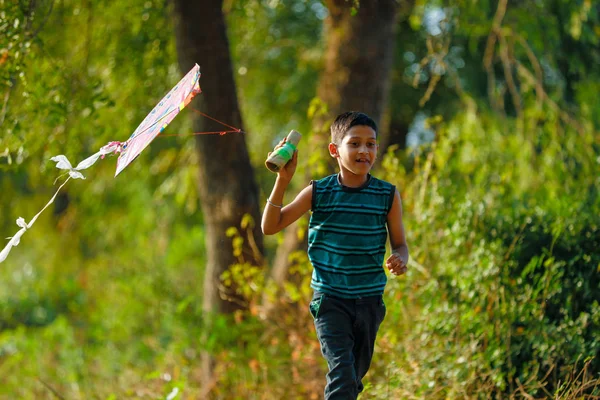 Indian Child Playing Kite — Stock Photo, Image
