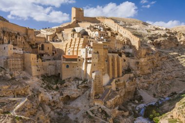 İsrail - Palestine / Saint Sabbas, Batı Şeria - Bethlehem - kutsal Lavra Sanctified (Mar Saba) Manastırı Musevi vadide Kidron duvarına çöl