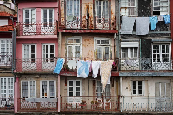 View of the facades of houses with balconies — Stock Photo, Image