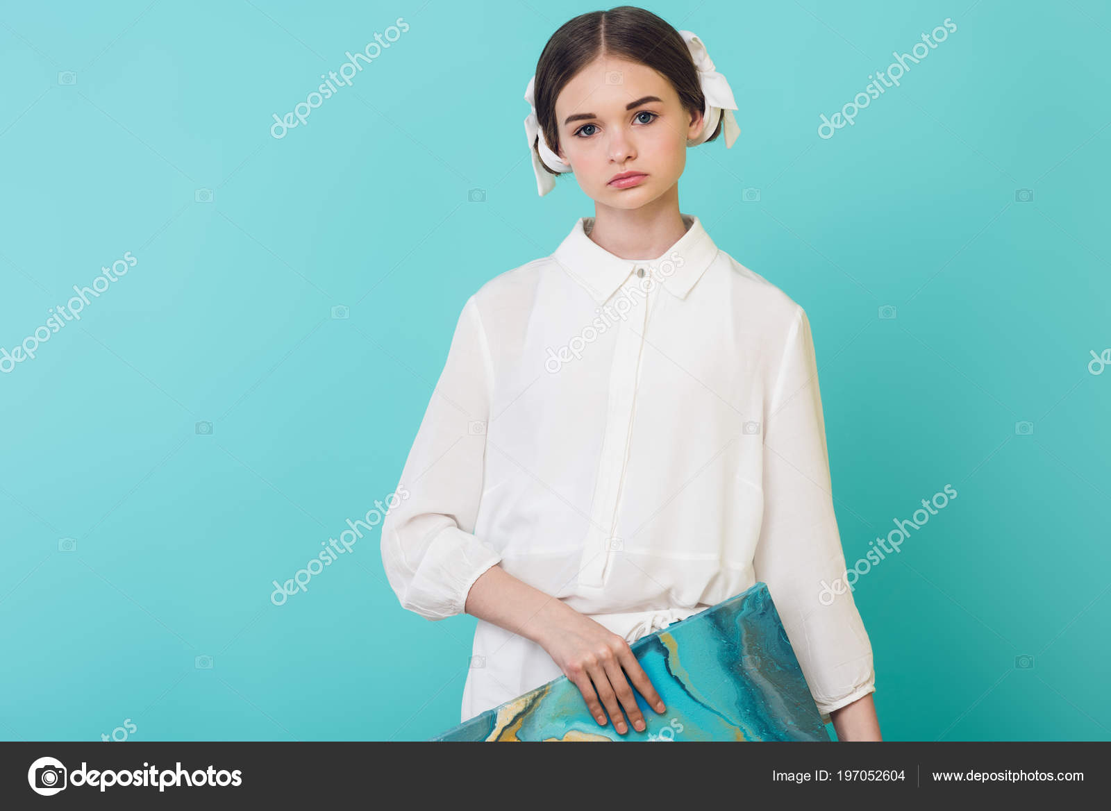 turquoise shirt outfit