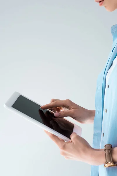 Cropped Shot Young Woman Using Tablet Isolated Grey — Free Stock Photo