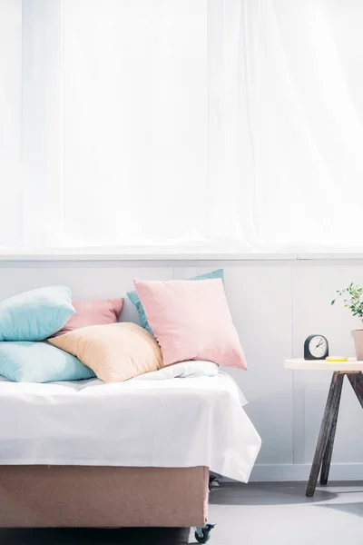 Bed Lot Pillows Modern Light Room Alarm Clock Plant Bedside — Stock Photo, Image