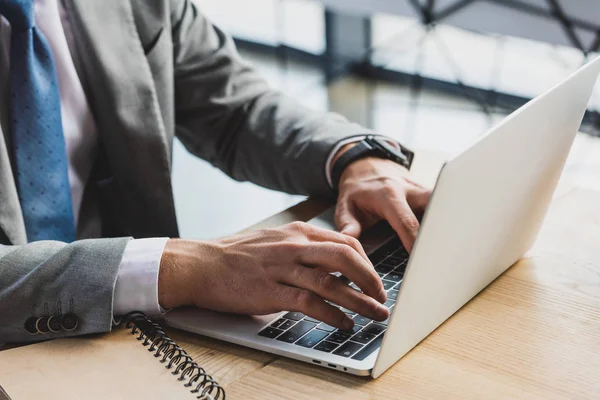 Close Partial View Businessman Typing Laptop Workplace — Stock Photo, Image