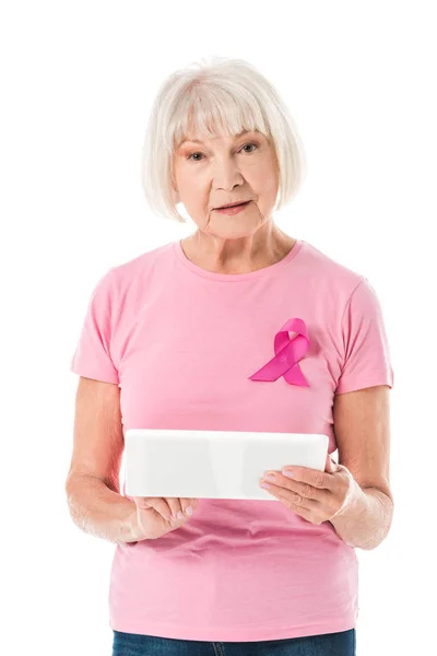 Senior Woman Pink Shirt Breast Cancer Awareness Ribbon Holding Digital — Free Stock Photo