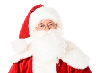 Claus santa üzerine beyaz izole kamera bakarak yakın çekim portre