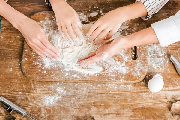Cropped Shot Child Women Making Dough Together Wooden Board — Stock Photo, Image