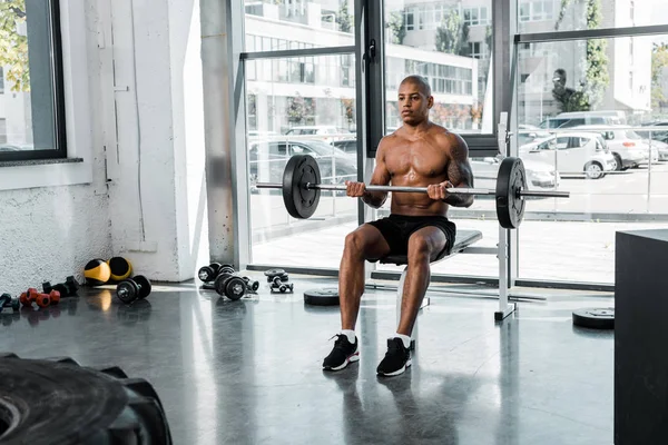 Muscular African American Sportsman Sitting Bench Lifting Barbell Gym — Stock Photo, Image