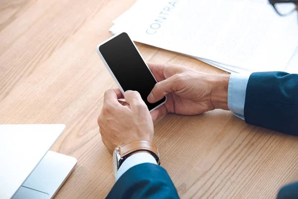 Cropped Shot Businessman Using Smartphone Blank Screen Workplace — Stock Photo, Image
