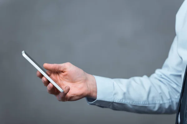 Beskuren Bild Affärsman Med Smartphone Office — Stockfoto