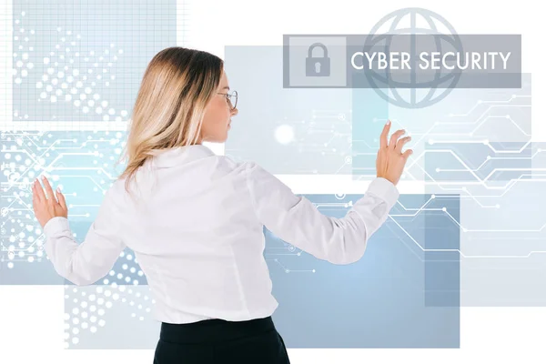 Baksidan Affärskvinna Glasögon Pekar Cyber Security Sign Isolerad Vit Information — Stockfoto