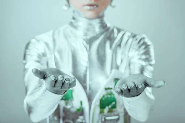 Προβολή Μεγέθυνση Των Χεριών Ρομπότ Που Απομονώνονται Γκρι Μελλοντική Τεχνολογία — Φωτογραφία Αρχείου