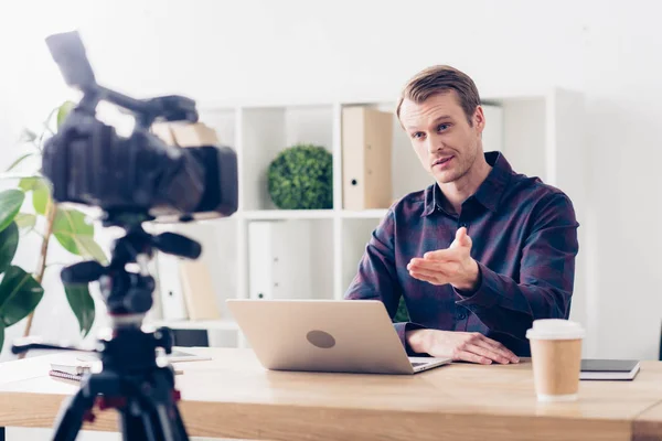 Cheerful Handsome Male Video Blogger Recording Vlog Gesturing Office — Stock Photo, Image