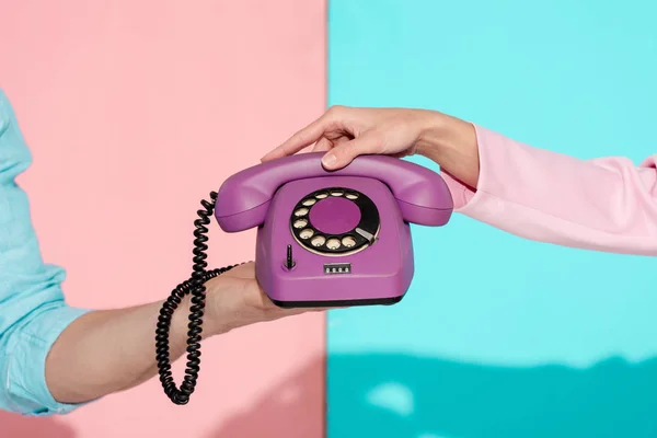 Cropped View Man Woman Holding Purple Vintage Telephone Pink Blue — Stock Photo, Image