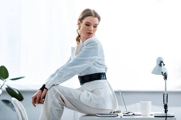 Attractive Businesswoman Formal Wear Sitting Desk Workplace Looking Away — Stock Photo, Image