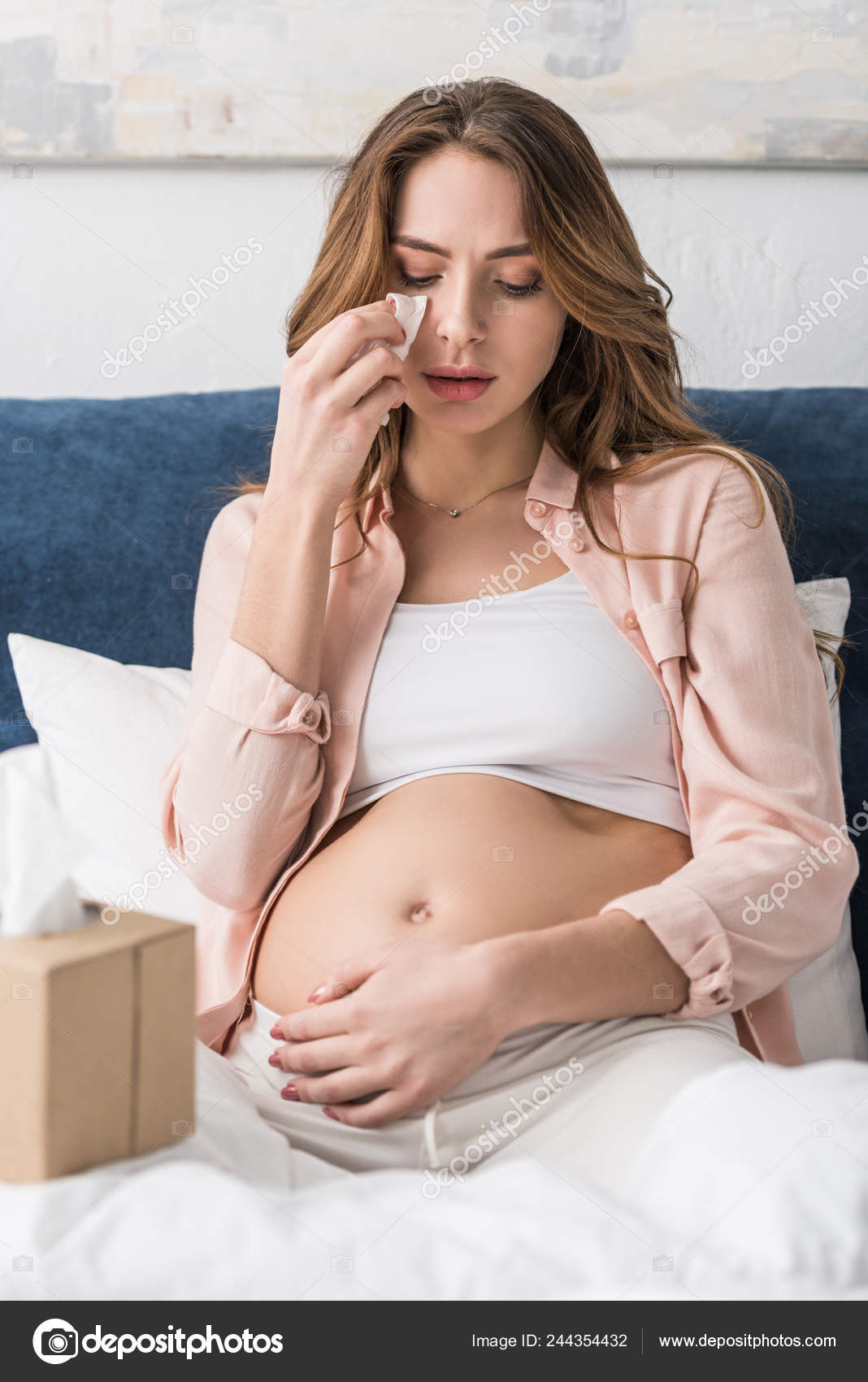 Pregnant Oorn Pregnant Oorn