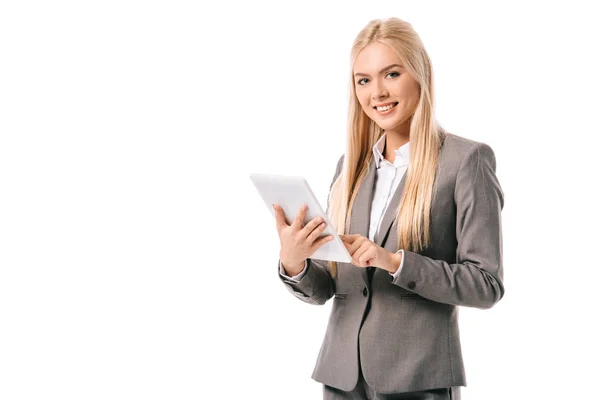 Mujer Negocios Atractiva Feliz Usando Tableta Digital Aislada Blanco — Foto de Stock